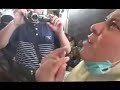 Ibu Dan Gadis Kecil Mesir Menangisi Kematian Kakaknya images Ibu Dan Gadis Kecil Mesir Menangisi Kematian Kakaknya