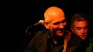 Watch Paul Kelly The Lion And The Lamb video