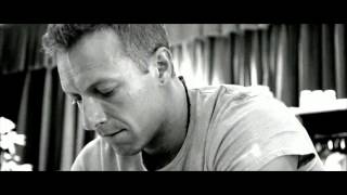 Watch Coldplay Ufo video