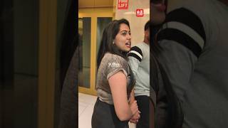 Dayyana Hameed Held Her Husbands Hand As She Entered The Elevator