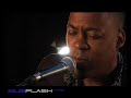 Blue Note act Lionel Loueke introduces himself to MusFlashTV