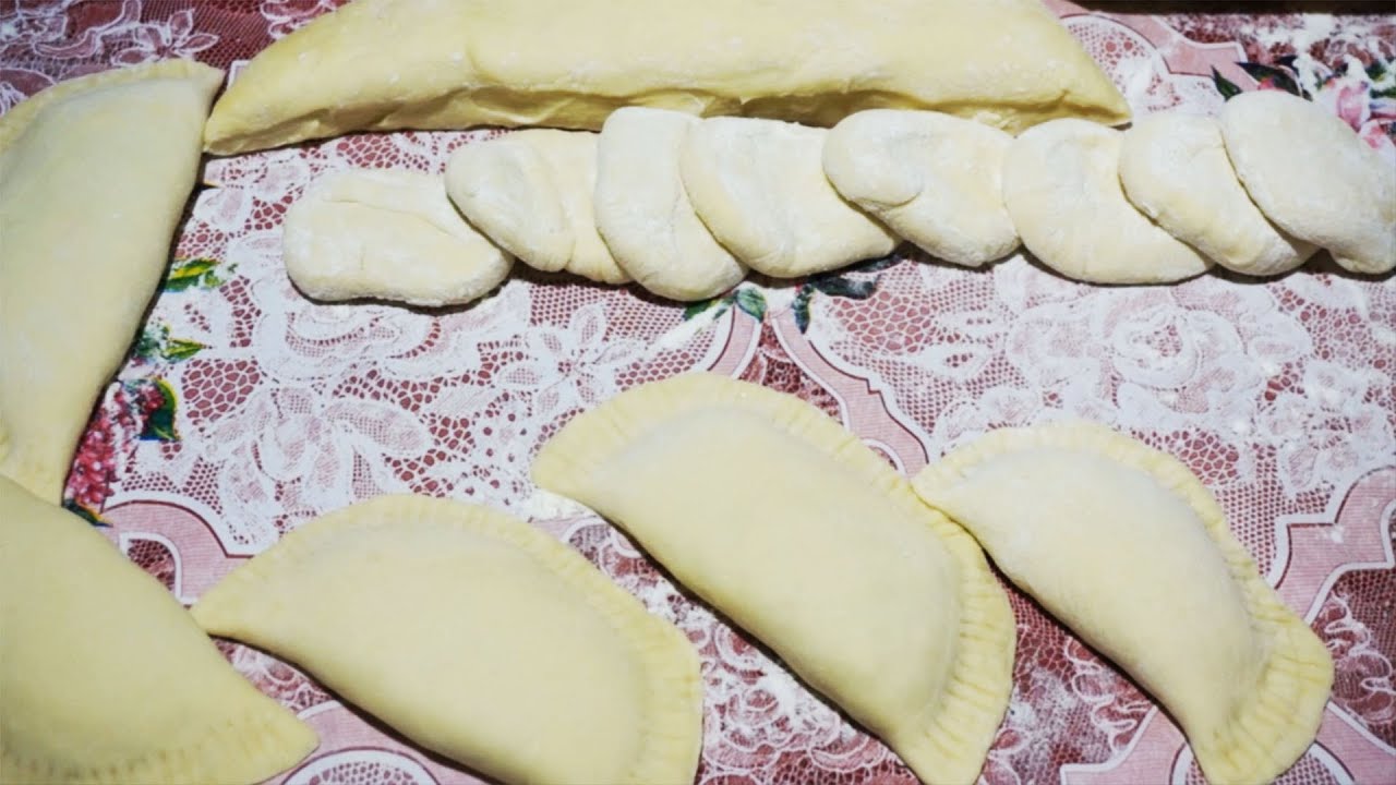 Чебуреки рецепт с пошаговый хрустящие тесто Чебуреки рецепт с пошаговый хрустящие тесто