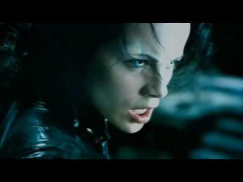 Female Vampires - Selene - Let the Bodies Hit the Floor