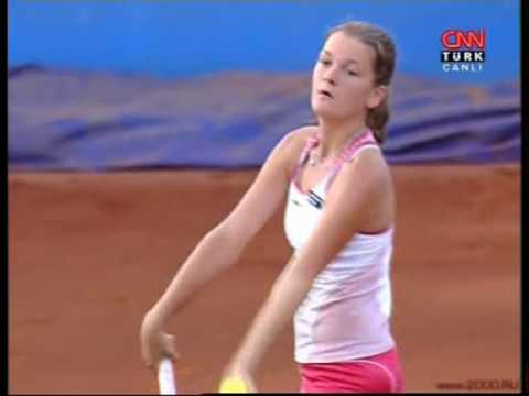 マリア シャラポワ vs Agnieszka ラドワンスカ 2007 Istanbul QF