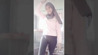 Awek Tudung Ketat