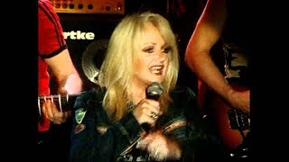 Watch Bonnie Tyler Driving Me Crazy video