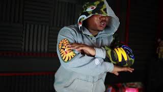 Watch Kanye West Wake Up Mr West video