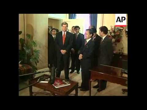 USA: WASHINGTON: THAI PRIME MINISTER CHUAN LEEKPAI VISIT