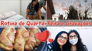 Rotina Arrumando A Cama Para A Semana