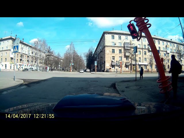 How To NOT Fix A Crosswalk Light - Video