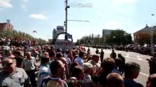 «Фашисты! Фашисты!» - кричали люди украинским военнопленным в Донецке