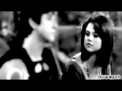 Selena Gomez [READ DESCRI selena gomez and nick jonas golfing. Selena Gomez [READ DESCRI
