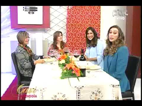 CLAUDIA LAMPE, ELVA NAGASHIRO, MONICA GARCIA PARTE 3 16 5 2013 @ CASI AL MEDIODIA PAT BOLIVIA