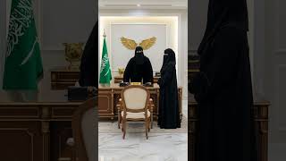 Sarah Saudia Offical