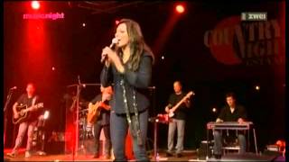 Watch Martina McBride Pick Me Up On Your Way Down video