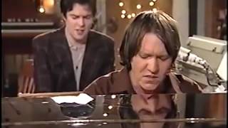 Watch Elliott Smith Everything Means Nothing To Me video