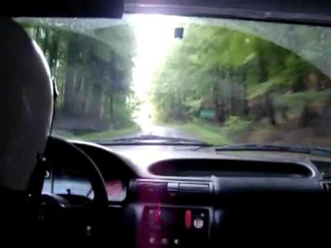 Rallye Acura on Rally Car Driver Is Very Lucky To Be Alive