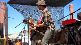 Watch Abigail Washburn Eve Stole The Apple video