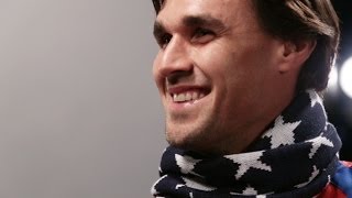 KpkMEBfMml8 Video Image