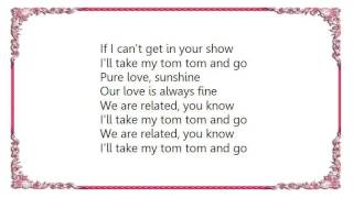 Watch Iggy Pop Tom Tom video