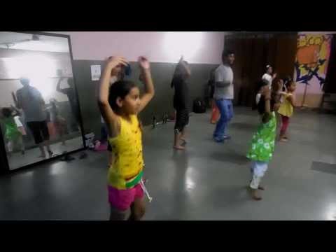 Jadoo ki jhappi freestyle dancing
