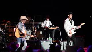 Watch Dwight Yoakam My Heart Skips A Beat video