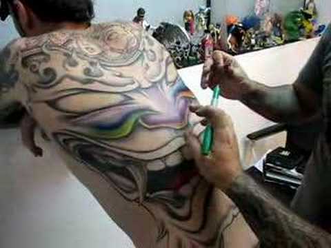 Videos de tatuaje espalda giorgio STEFANO'S TATTOO