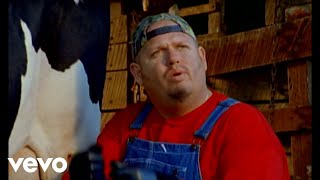 Watch Cledus T Judd How Do You Milk A Cow video