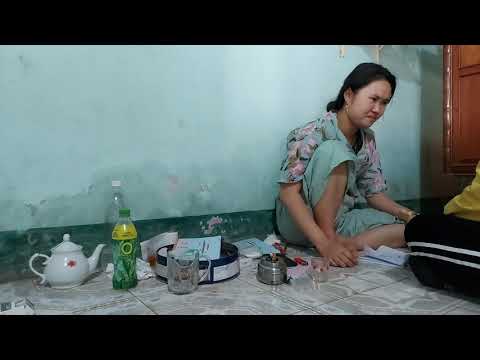 NHIỀU NGƯỜI DÂN HIẾU KÌ TẬP TRUNG VỀ XEM BÓI tại xã VẠN LONG huyện VẠN NINH tỉnh KHÁNH HÒA