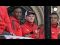 A Fergie les fans de Manchester reconnaissants