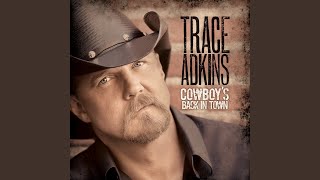 Trace Adkins Pictures On Mantles