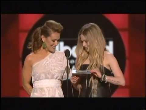 Avril Lavigne & Alyssa Milano presenting Top Digital Song at Billboard Music Awards 2013 Avril Lavigne & Alyssa Milano presenting Top Digital Song at Billboard Music Awards 2013