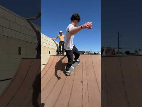 Skating a mini ramp with the homies‼️ #skateboardingisfun #skateboarding #miniramp #skateclipsdaily