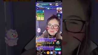 Bigo Live Em Gái Ngồi Vô Tình Lộ Ti Lộ Num Em Gái Xinh Đẹp Và Dễ Thương