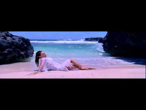 Mausam Yeh Awesome Bada - Minissha Lamba - Kidnap - DesiDunya...