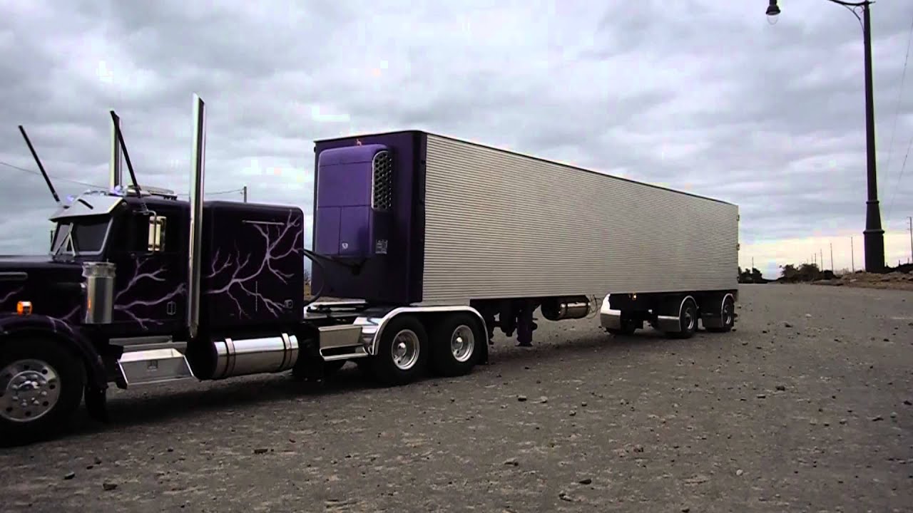 Zeus with his 1/14 scale 53ft Great Dane Stainless Reefer Trailer YouTube