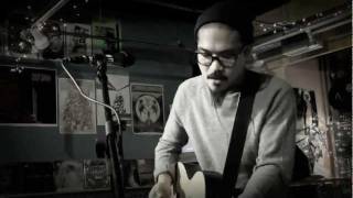 Watch Koji Color Quiet Loud video