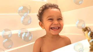 Giggling Bath Time Game Of Peek-A-Boo With Safari Animals
