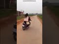 Dân chơi Bắc Giang chở gái bằng dream chiến rang lạc, đánh võng trên đường quê