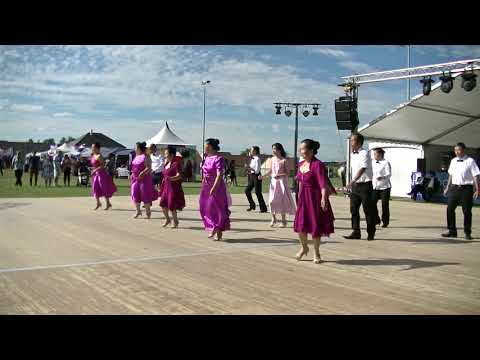 Hmong France Festival Aubigny S/Nère. Dance.Zaj Nkauj kuv me hab nib. 29/07/2017.