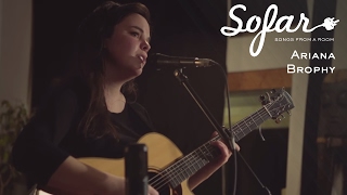 Ariana Brophy - Outside | Sofar Montréal