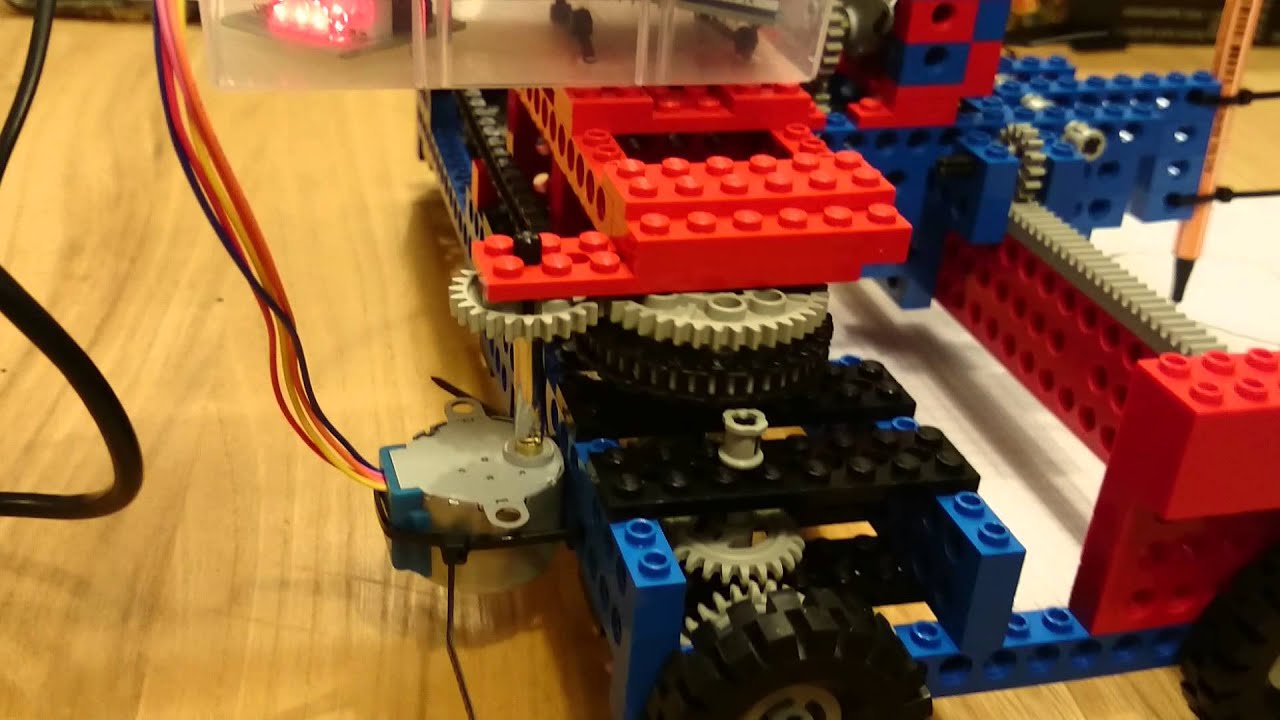 Arduino + Lego plotter - YouTube