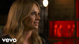 Watch Carly Pearce Catch Fire video