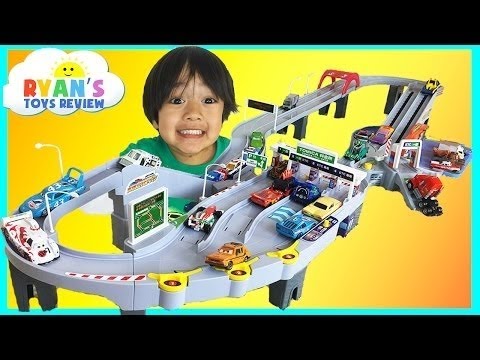 Tomica Toll Gate ETC Drive Disney Cars Toys Hot Wheels Takara Tomy Kids Video Ryan ToysReview TomicaToll Gate ETC Drive imported from Japan Takara Tomy! Ryan and his family from Ryan ToysReview tried Mattel Hot ...
