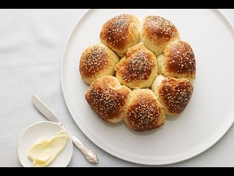 VIDEO : best challah dough recipe | how to bake challah bread | jamie geller - make your ownmake your ownchallahdough and get braiding instructions with jamie geller! first in a five-part series, jamie geller starts with ...