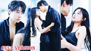 Eng Subceo Ignored Her For 10Y,But Now Begs Her With A Pionate Kiss