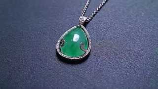 Iris Necklace