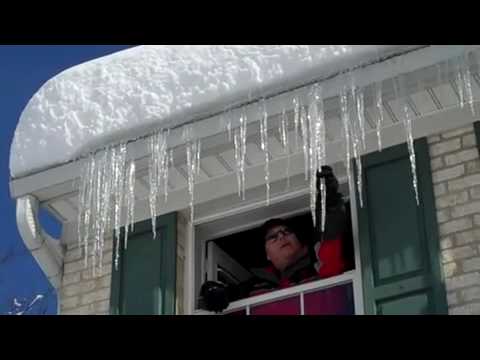 Gutterman Services – Icicles on your gutters, why they form and how to remove them