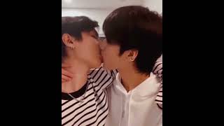 Bl Couple Kissing Hot #Lgbt #Boyslove #gaycouple