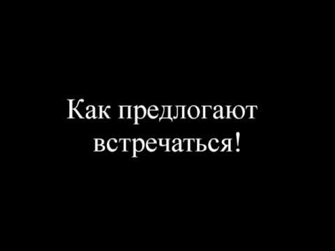Девочка учит стих Девочка учит стих